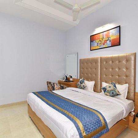 Hotel Vacation Inn Амритсар Экстерьер фото