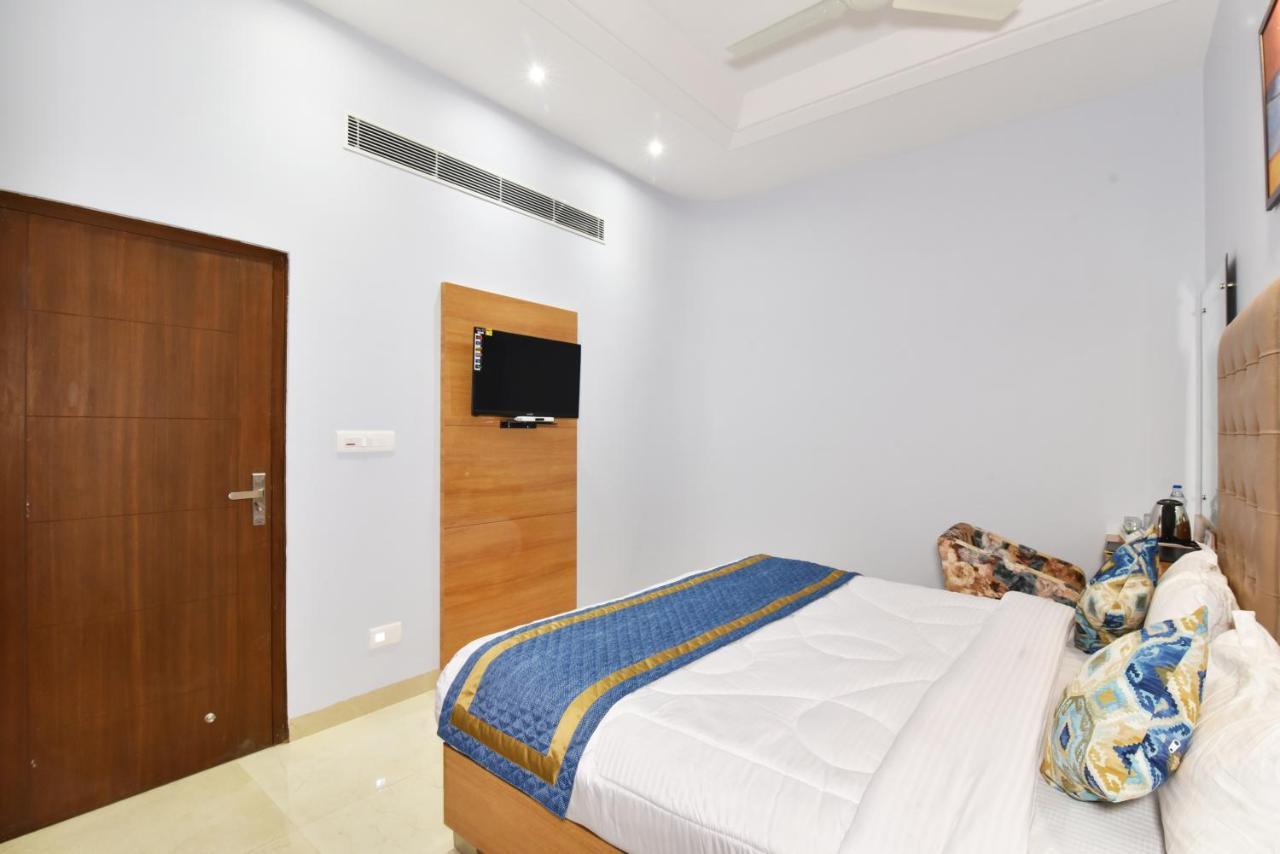 Hotel Vacation Inn Амритсар Экстерьер фото