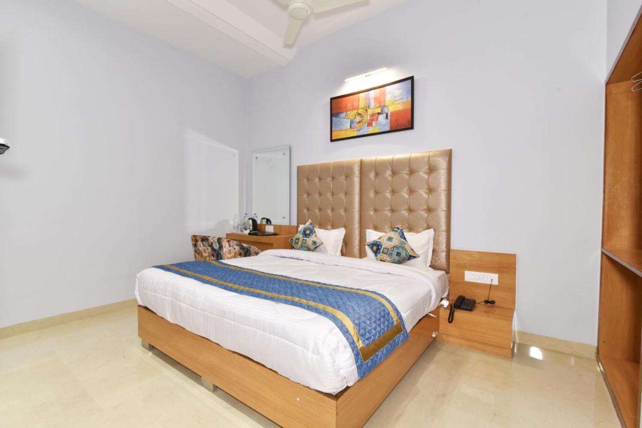 Hotel Vacation Inn Амритсар Экстерьер фото