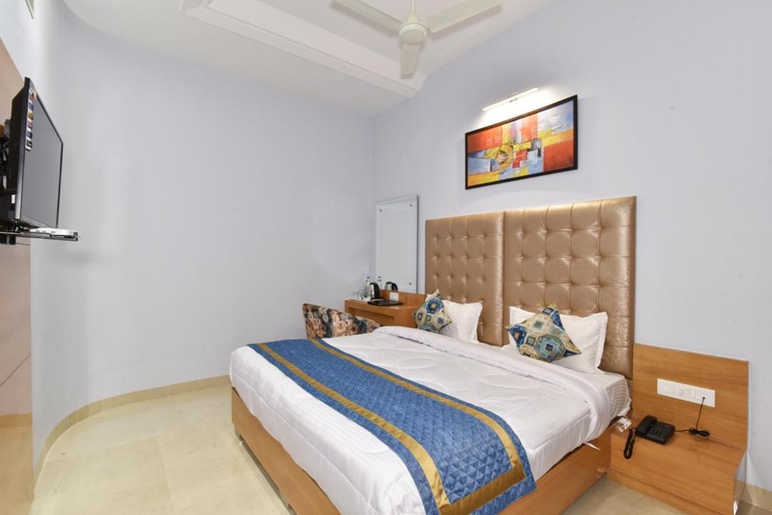 Hotel Vacation Inn Амритсар Экстерьер фото