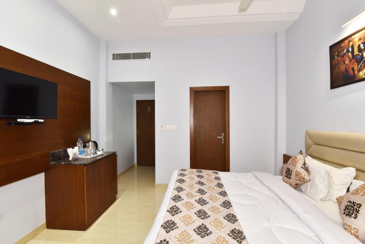 Hotel Vacation Inn Амритсар Экстерьер фото